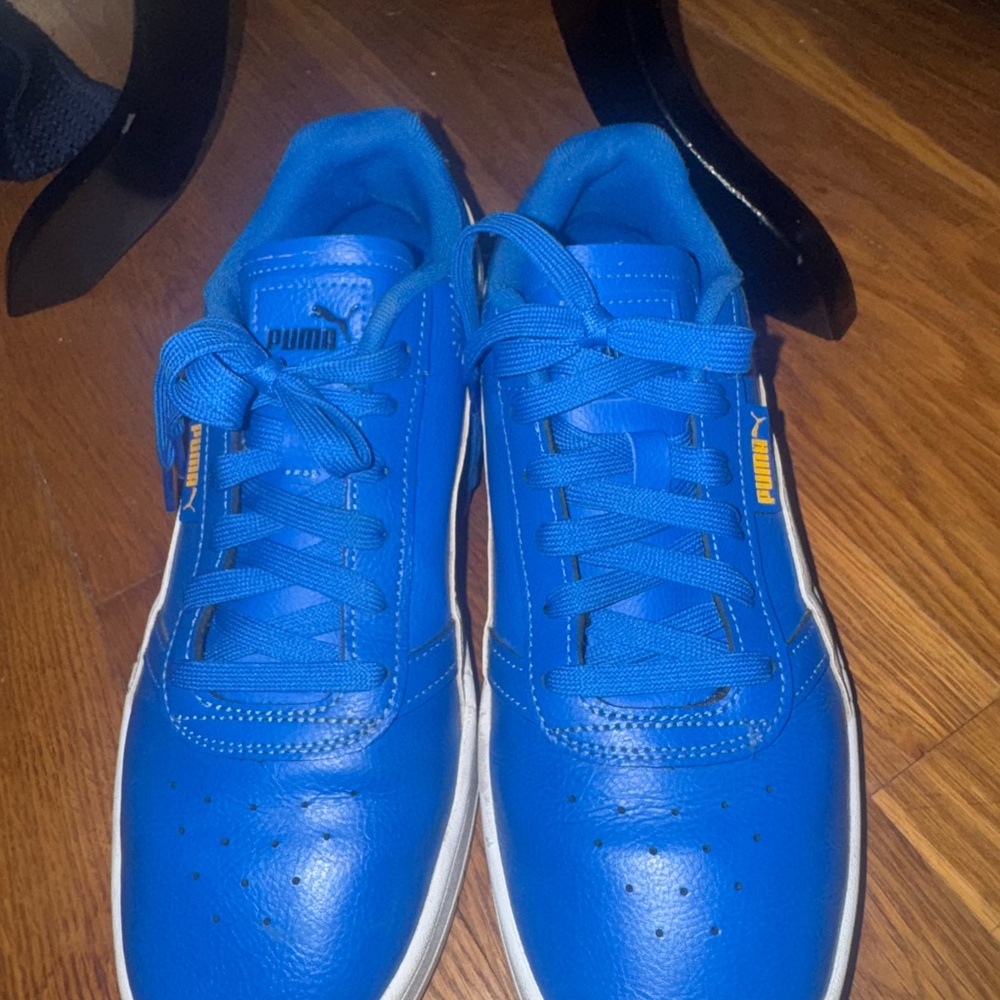 Puma Men's Vibrant Blue Sneakers